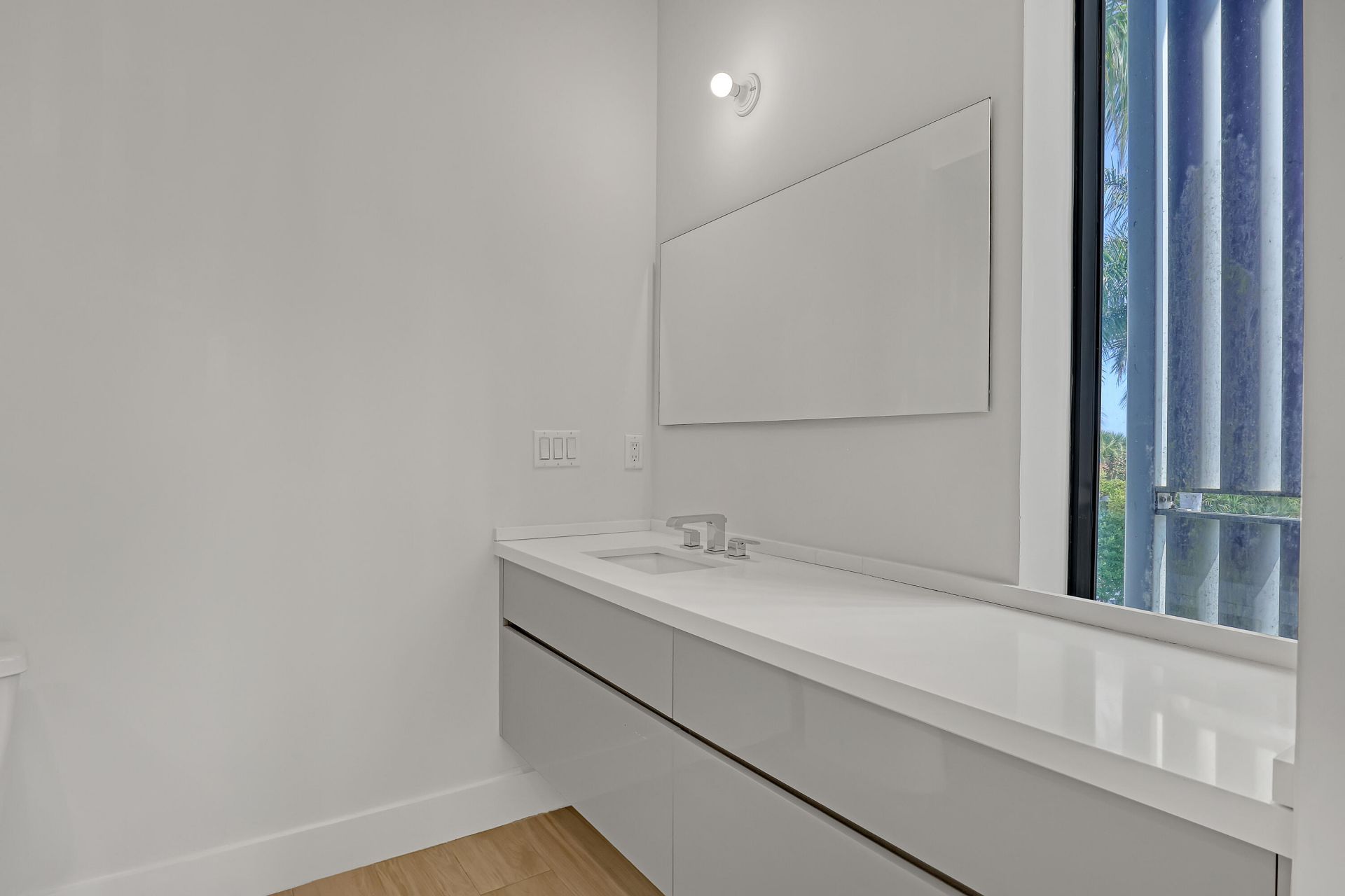 106 Inlet Way, Unit 201, Palm Beach Shores, FL 33404 Photo