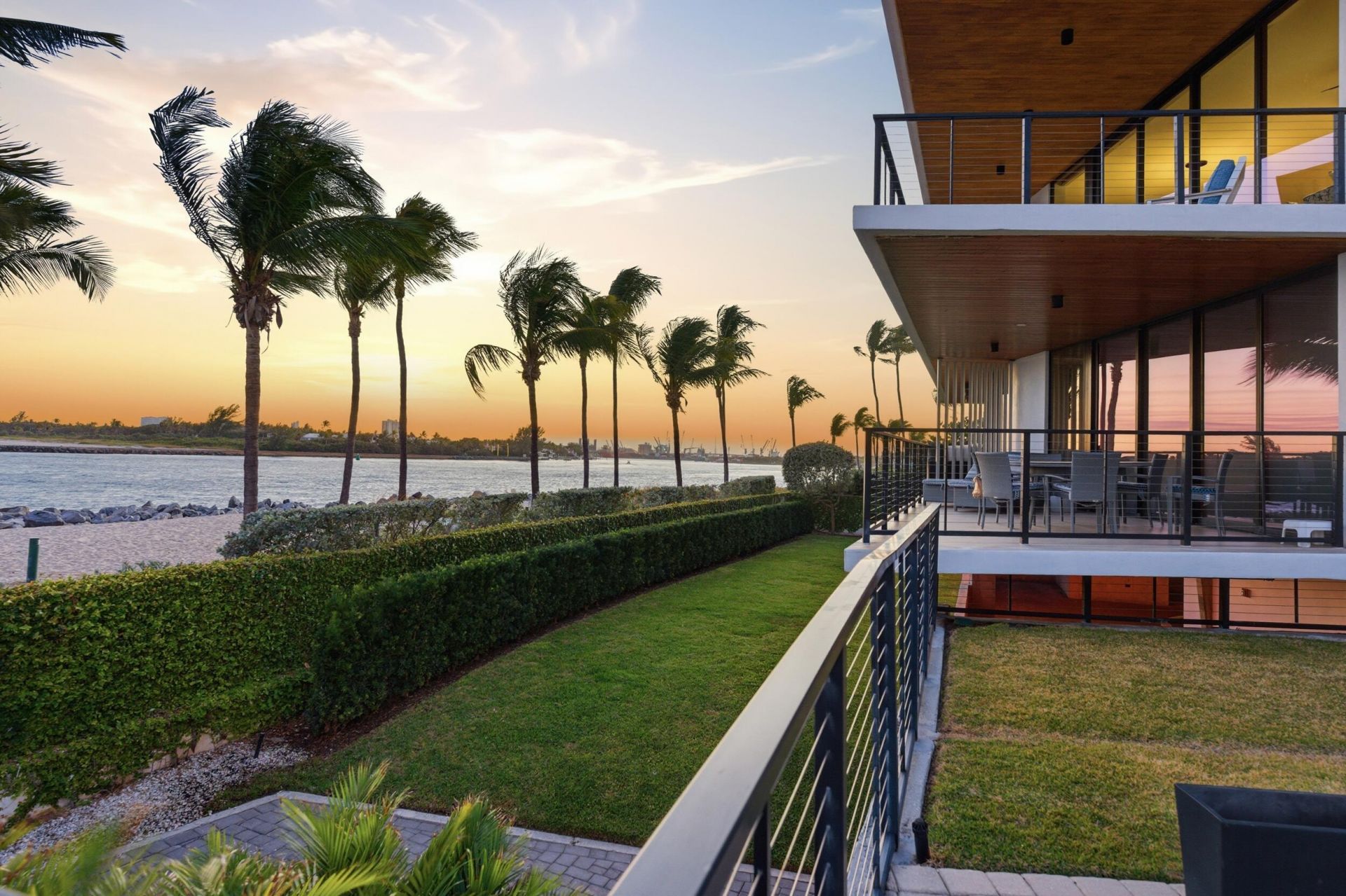 106 Inlet Way, Unit 201, Palm Beach Shores, FL 33404 Photo