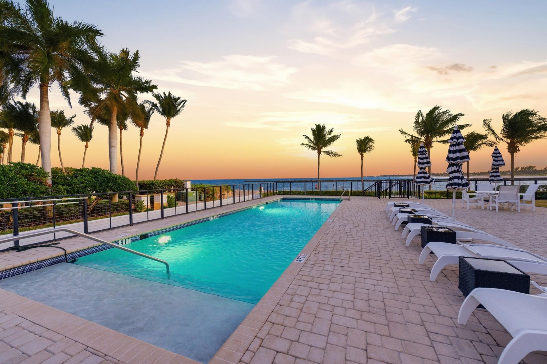 106 Inlet Way, Unit 201, Palm Beach Shores, FL 33404 Photo