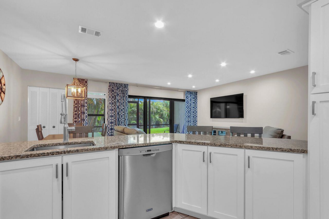 1605 S Us Highway 1, Unit 106v5, Jupiter, FL 33477 Photo