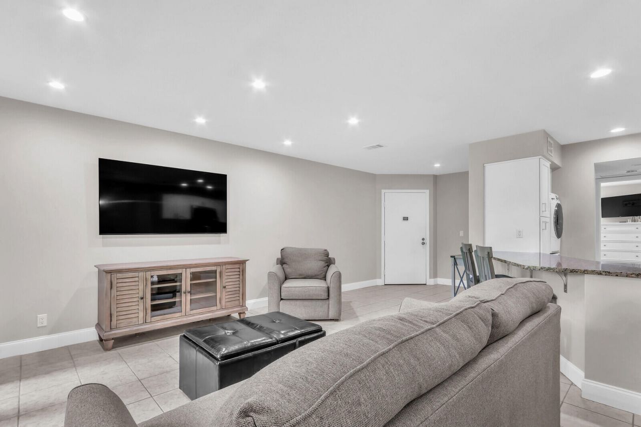 1605 S Us Highway 1, Unit 106v5, Jupiter, FL 33477 Photo