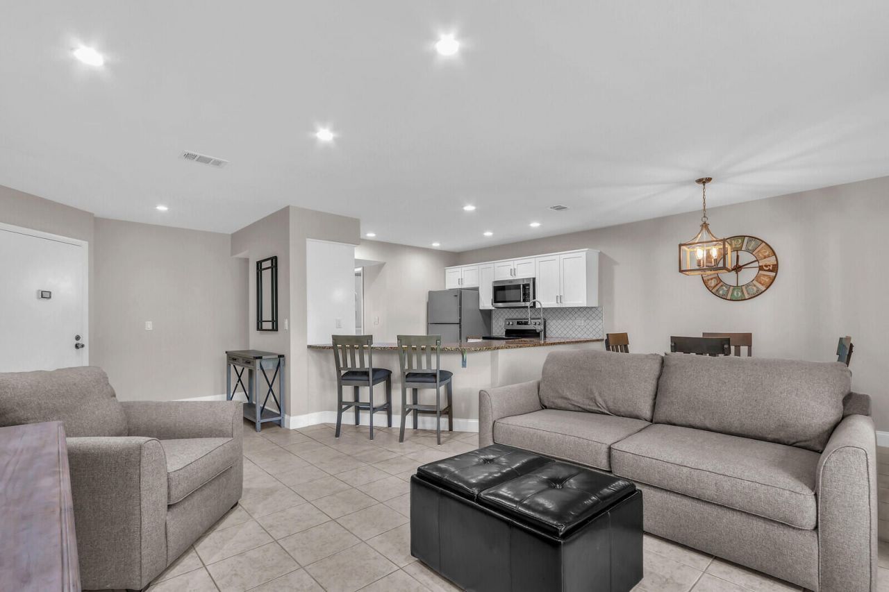 1605 S Us Highway 1, Unit 106v5, Jupiter, FL 33477 Photo