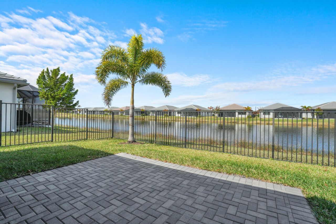 11935 SW Backshore Drive, Port Saint Lucie, FL 34987 Photo
