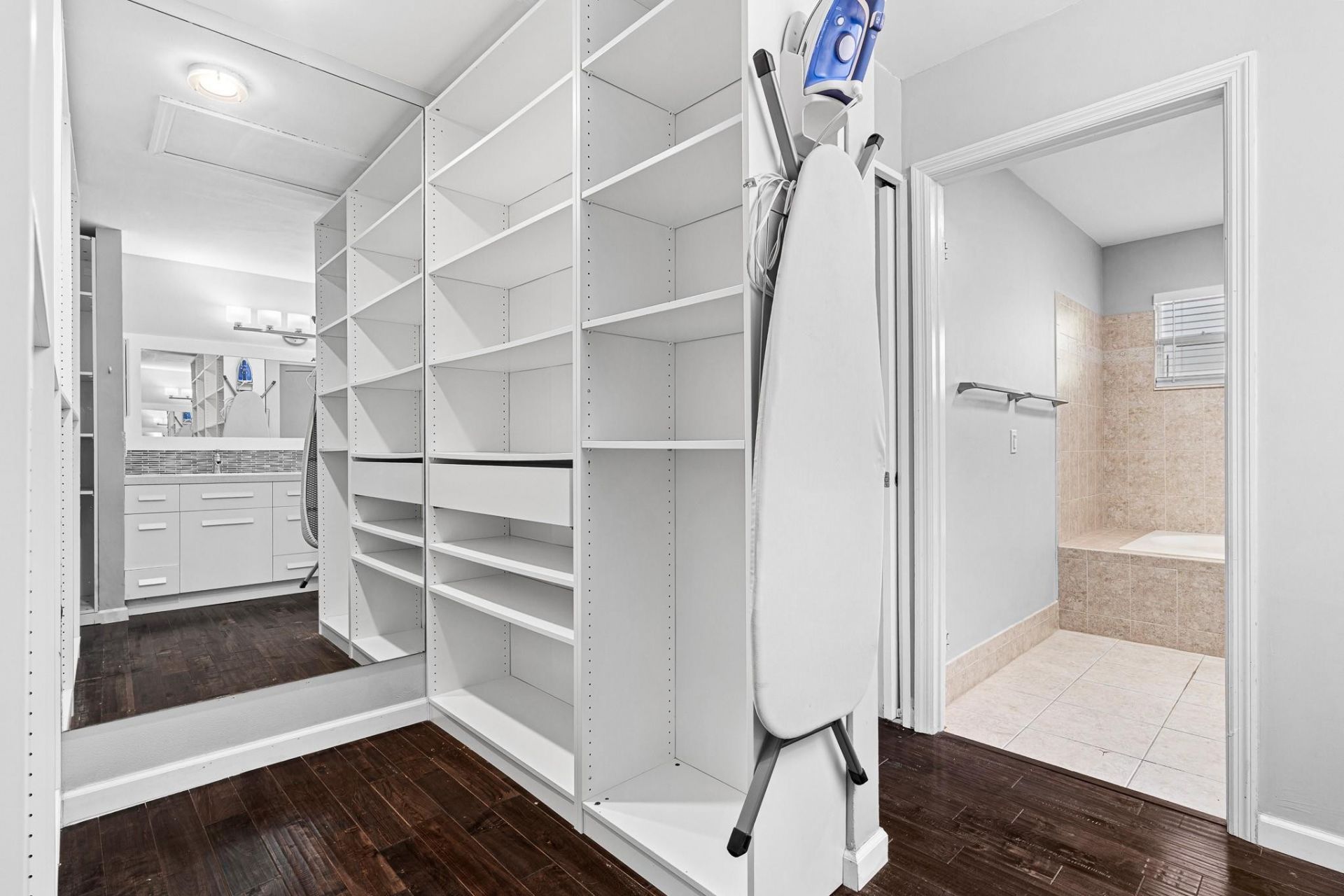 601 Lakeshore Terrace, Davie, FL 33325 Photo