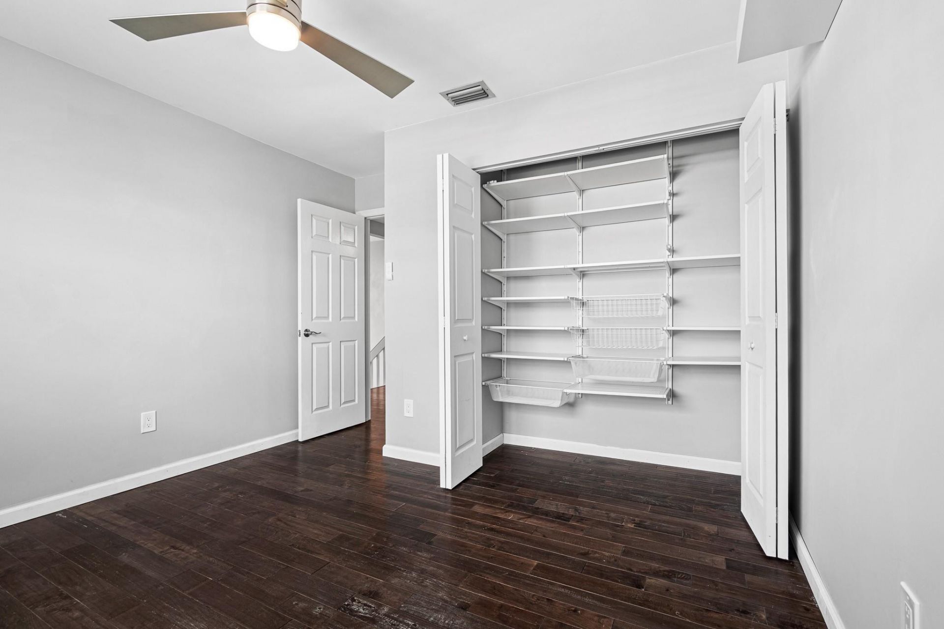 601 Lakeshore Terrace, Davie, FL 33325 Photo