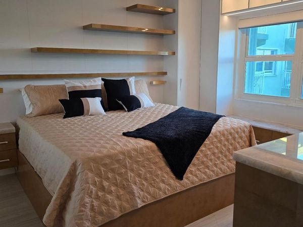 1035 Hillsboro Mile, Unit 32, Hillsboro Beach, FL 33062