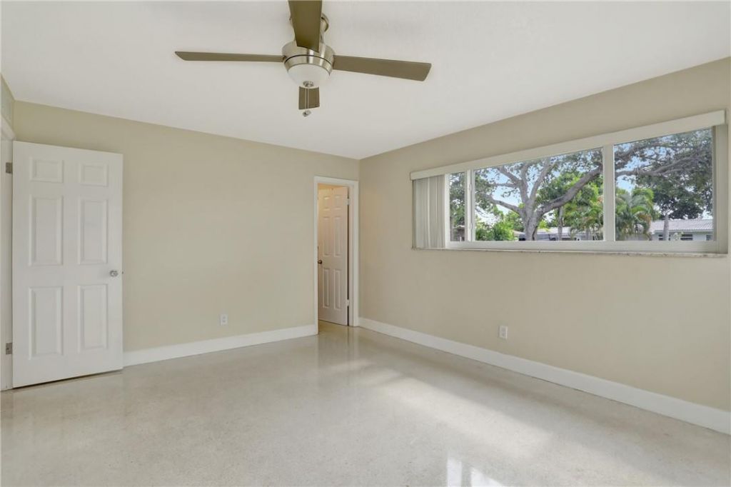 907 SE 12th Avenue, Deerfield Beach, FL 33441 Photo