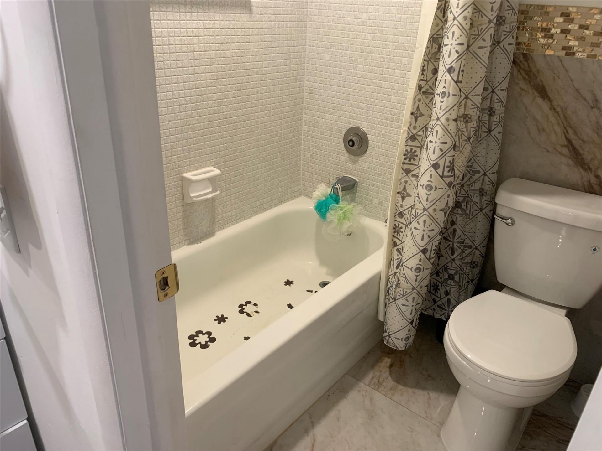 9081 Lime Bay Boulevard, Unit 214, Tamarac, FL 33321 Photo