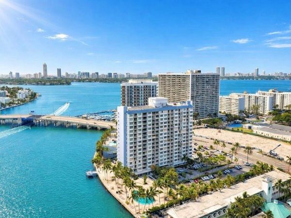 1865 79th St Cswy, Unit 16B, North Bay Village, FL 33141