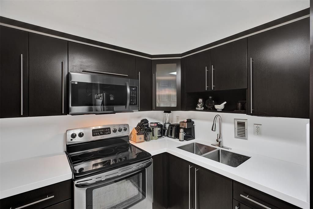 1865 79th St Causeway, Unit 16B, North Bay Village, FL 33141 Photo