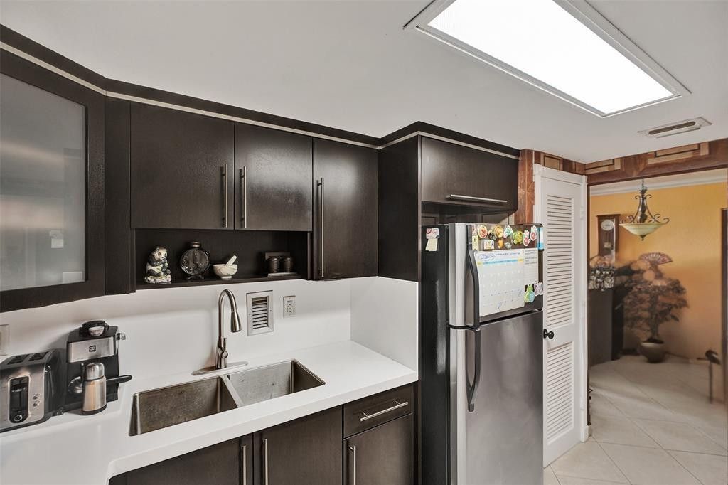 1865 79th St Causeway, Unit 16B, North Bay Village, FL 33141 Photo