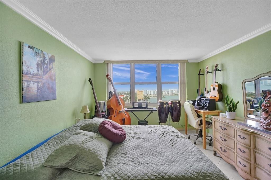 1865 79th St Causeway, Unit 16B, North Bay Village, FL 33141 Photo