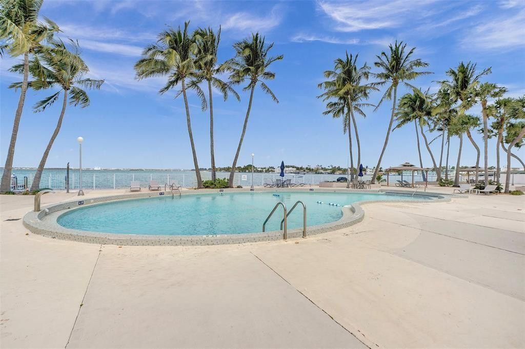 1865 79th St Causeway, Unit 16B, North Bay Village, FL 33141 Photo