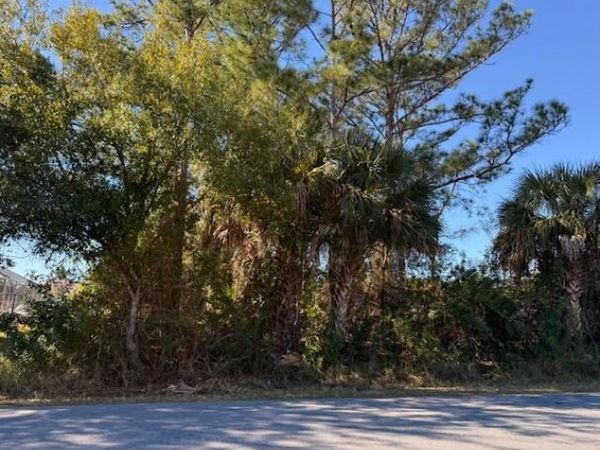 1966 Pirate Avenue SE, Palm Bay, FL 32909