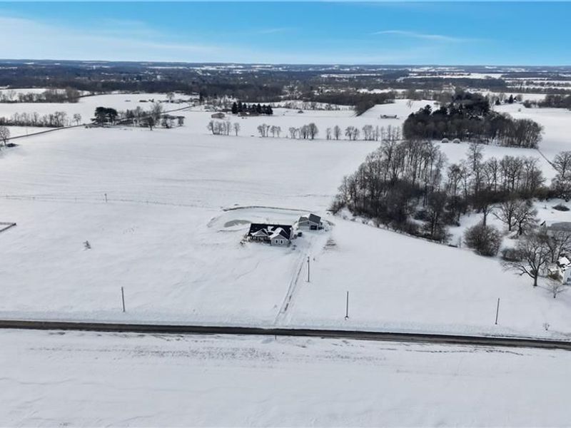 1222 N Dugan Road, Urbana, OH 43078 Photo 4