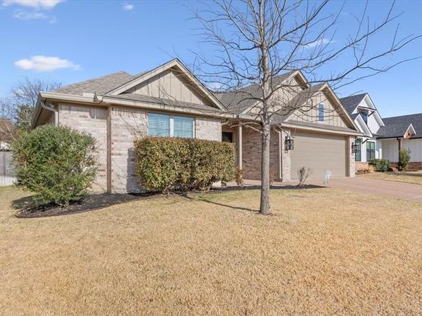 10337 Fallen Leaf Drive, Waco, TX 76712