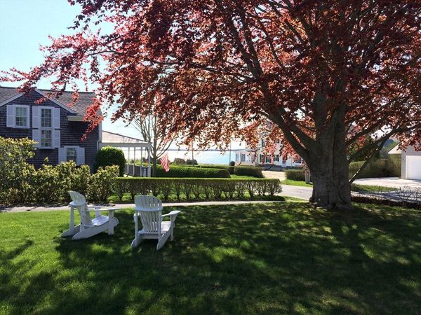 46 Washington Ave, Barnstable, MA 02647