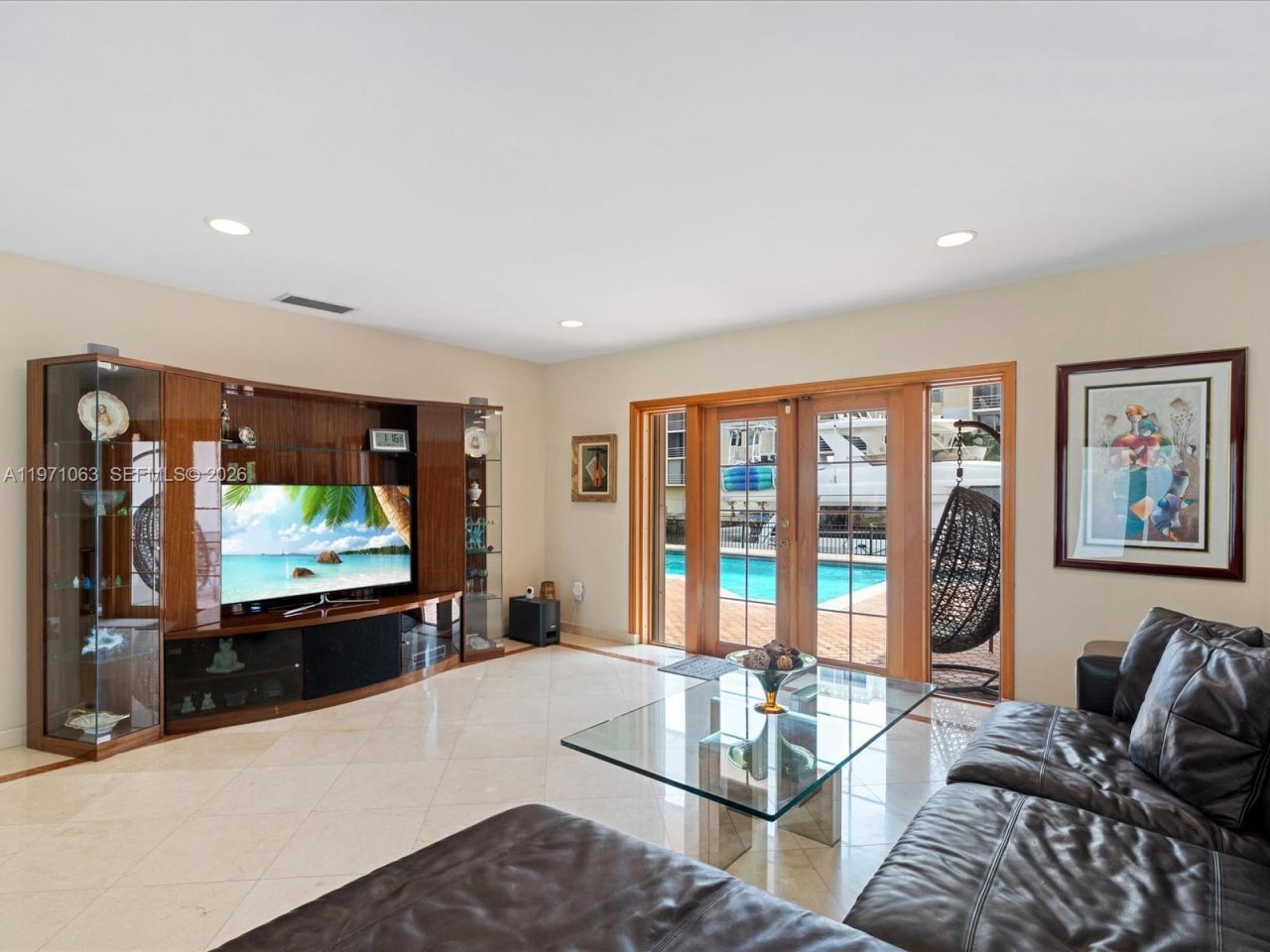 2930 NE 164th St , North Miami Beach, FL 33160 Photo