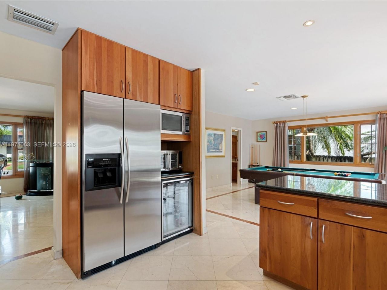 2930 NE 164th St , North Miami Beach, FL 33160 Photo