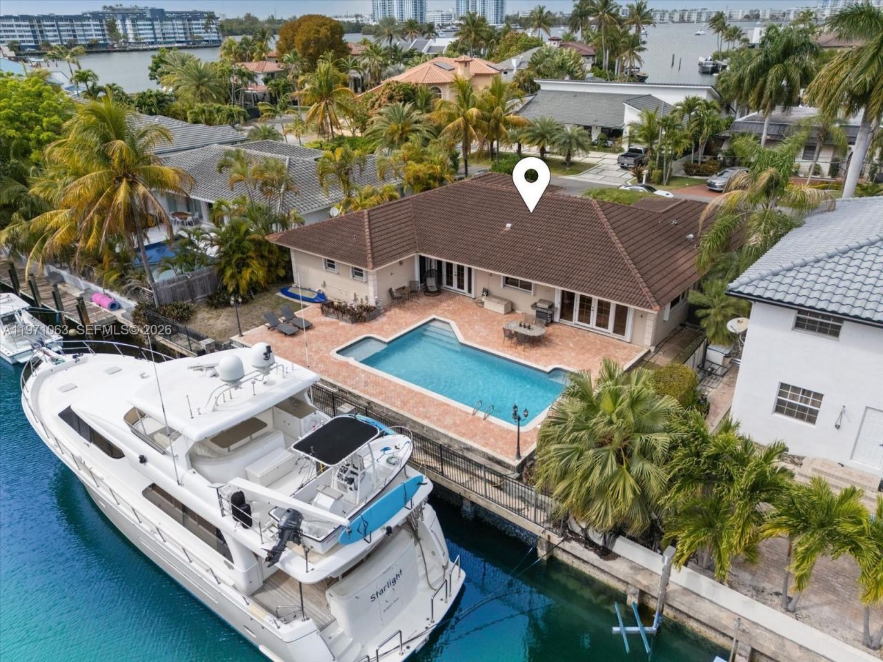 2930 NE 164th St , North Miami Beach, FL 33160 Photo