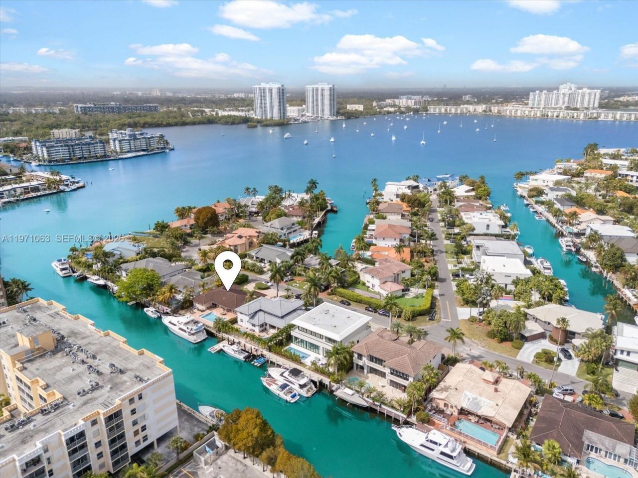 2930 NE 164th St , North Miami Beach, FL 33160 Photo