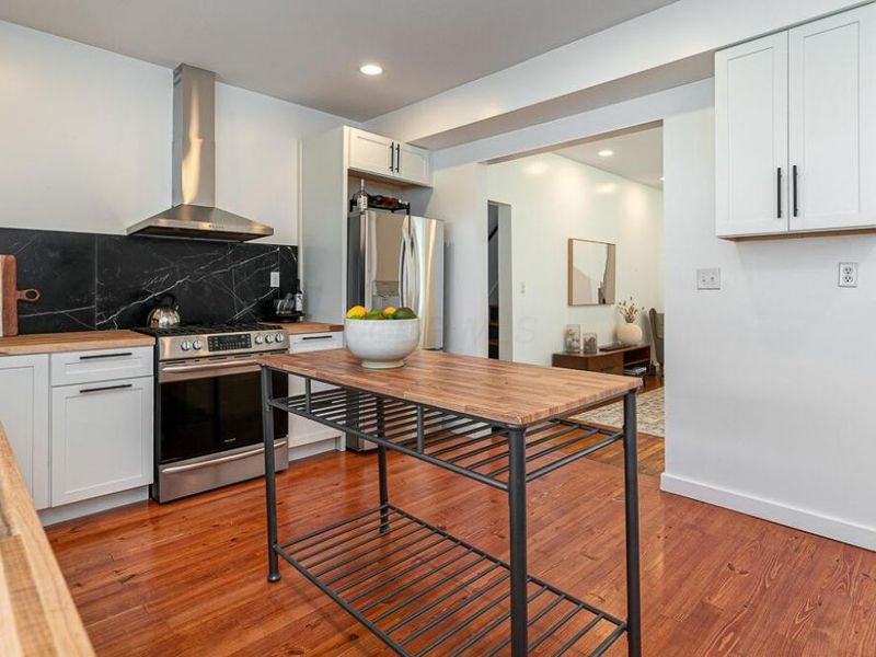 438 E Columbus Street , Columbus, OH 43206 Photo 13