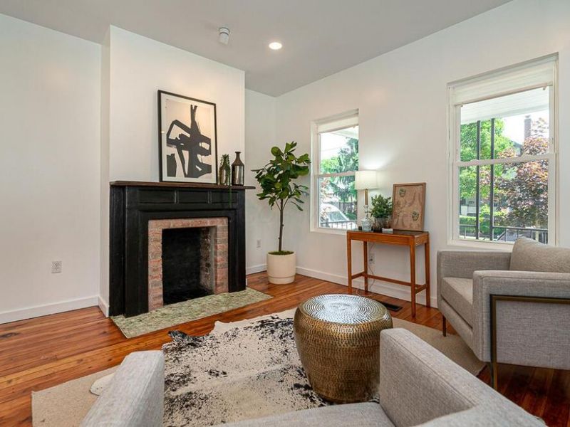 438 E Columbus Street , Columbus, OH 43206 Photo 7