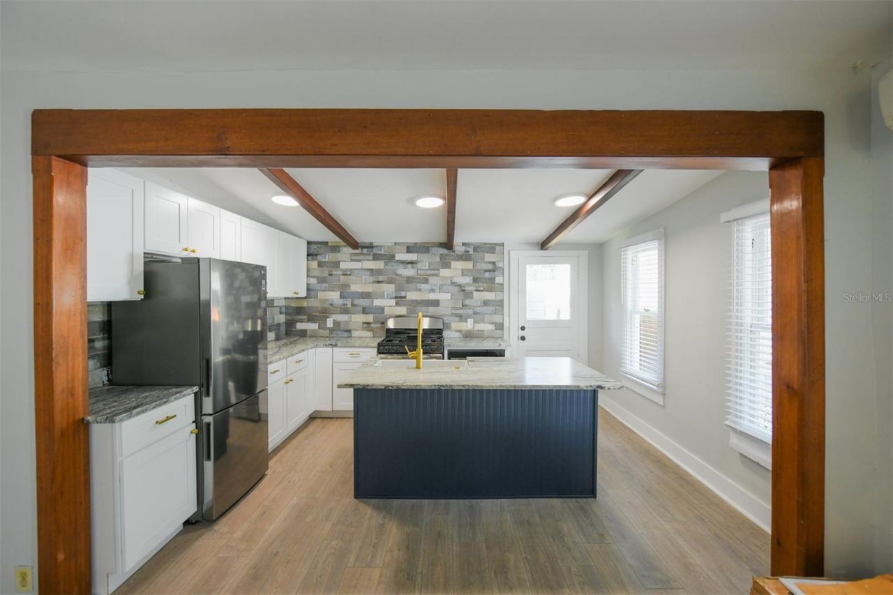 1230 35th Street , Sarasota, FL 34234 Photo