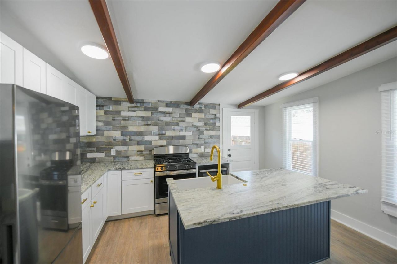 1230 35th Street , Sarasota, FL 34234 Photo