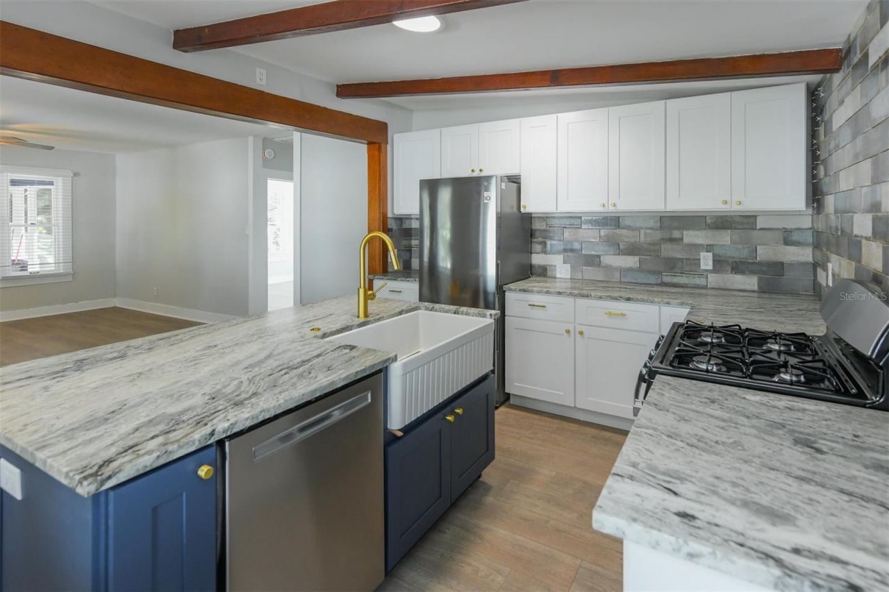 1230 35th Street , Sarasota, FL 34234 Photo