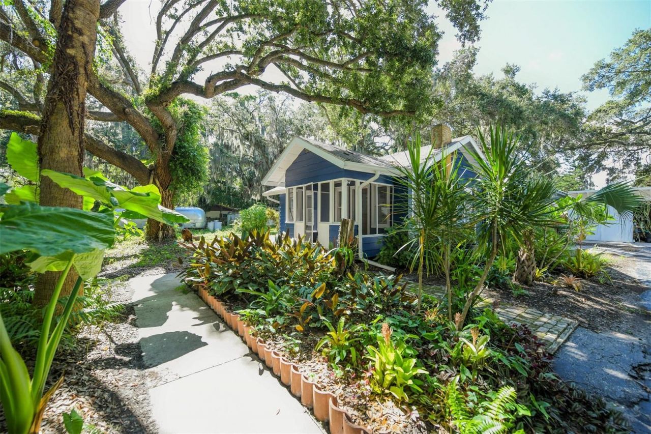 1230 35th Street , Sarasota, FL 34234 Photo