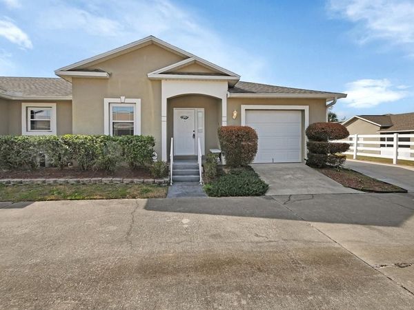 226 PINE BLUFF AVENUE , Unit 69, DELAND, FL 32724