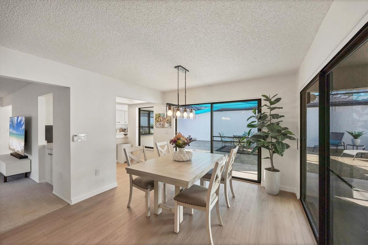 3919 Glen Oaks Manor Drive , Sarasota, FL 34232 Photo