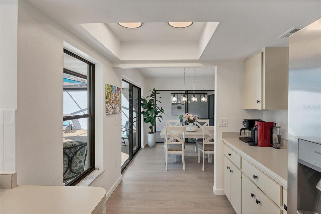 3919 Glen Oaks Manor Drive , Sarasota, FL 34232 Photo