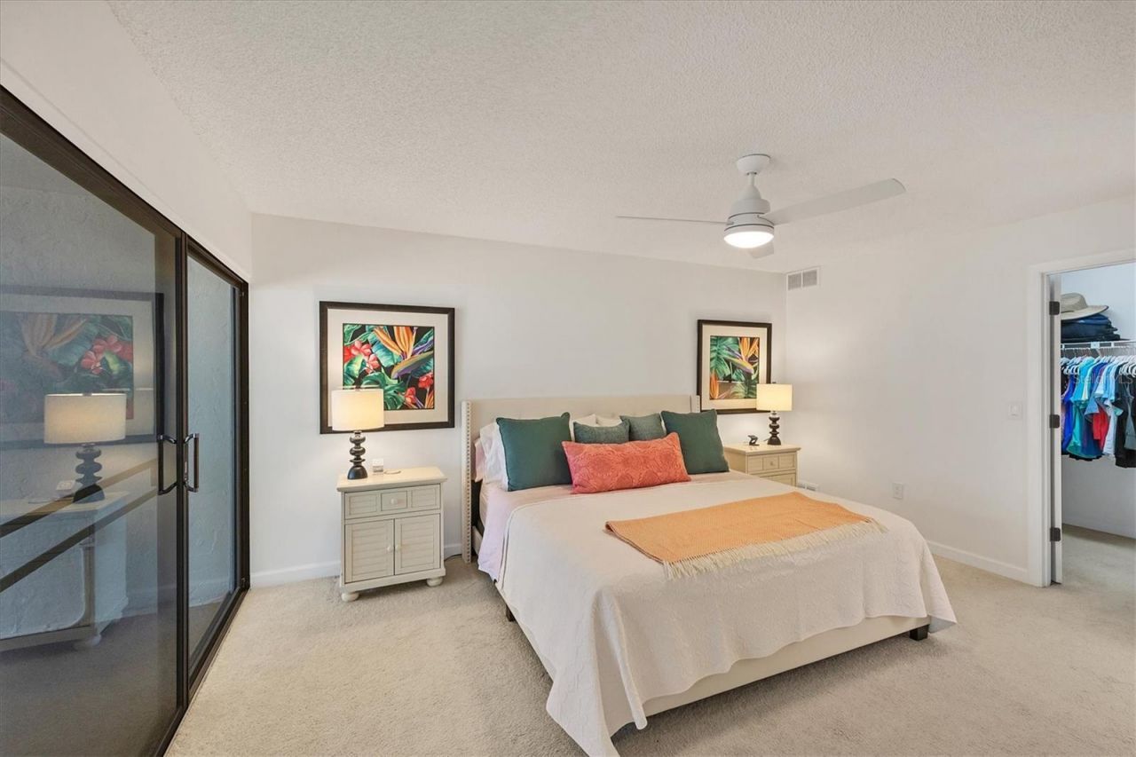 3919 Glen Oaks Manor Drive , Sarasota, FL 34232 Photo