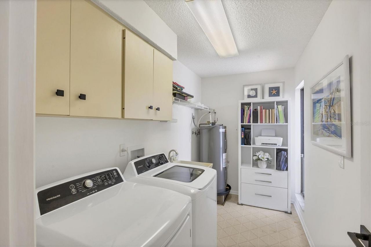 3919 Glen Oaks Manor Drive , Sarasota, FL 34232 Photo