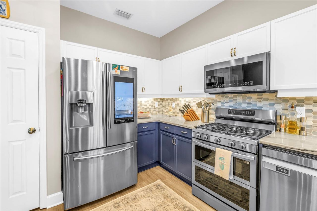 103 Bath Club Concourse, North Redington Beach, FL 33708 Photo