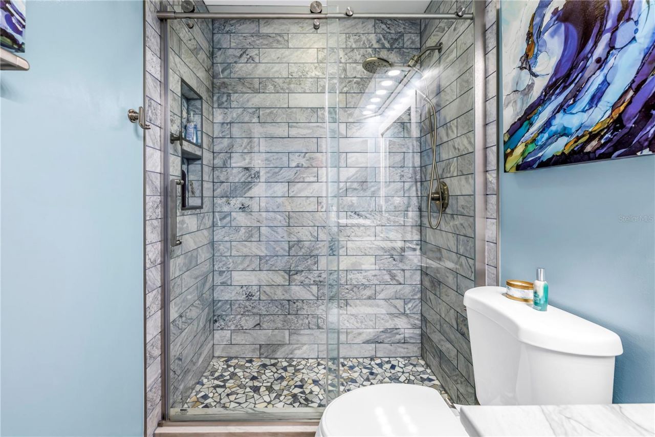 103 Bath Club Concourse, North Redington Beach, FL 33708 Photo