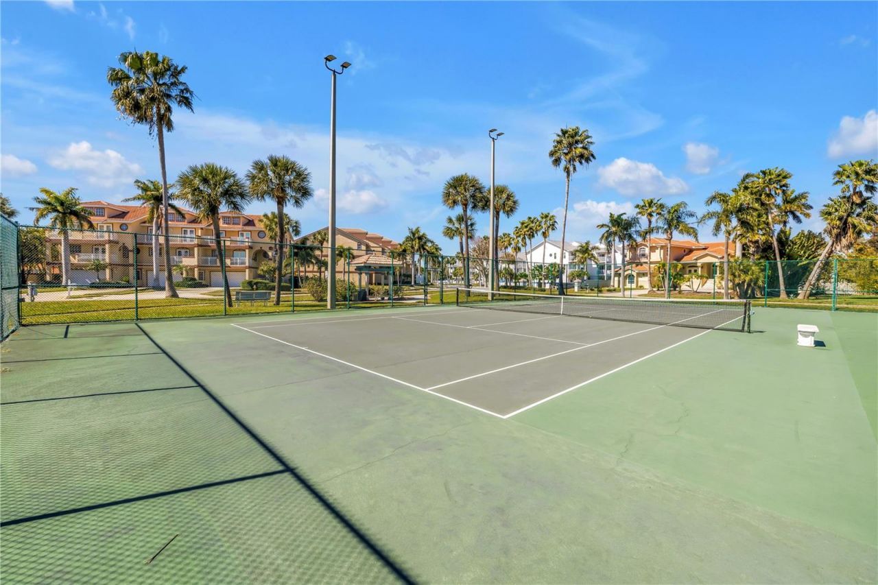 103 Bath Club Concourse, North Redington Beach, FL 33708 Photo