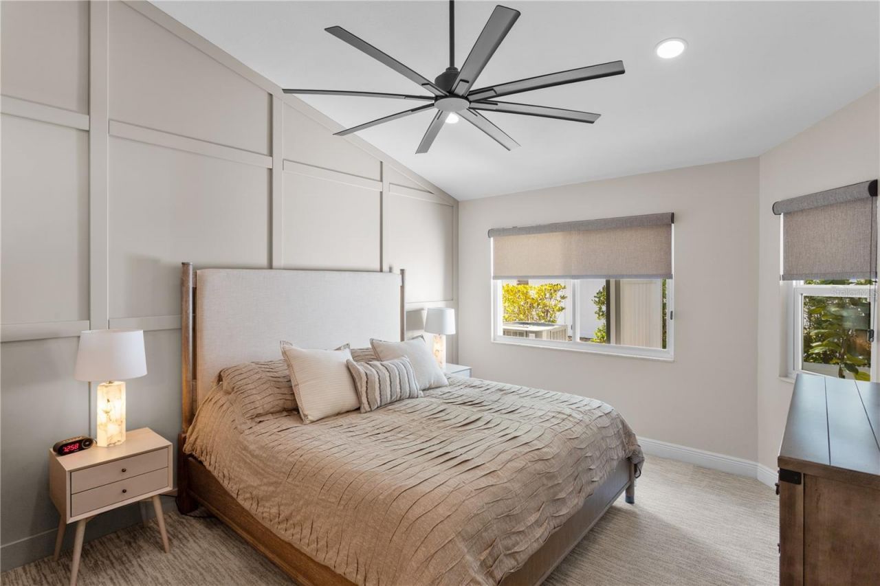 1974 Georgia Circle N, Clearwater, FL 33760 Photo