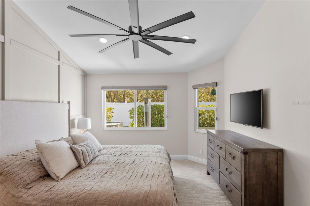 1974 Georgia Circle N, Clearwater, FL 33760 Photo