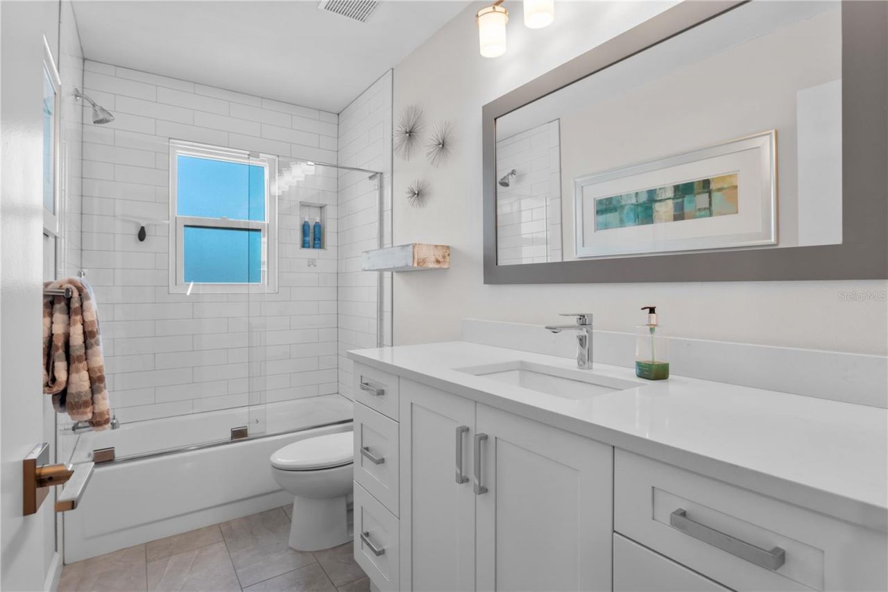 1974 Georgia Circle N, Clearwater, FL 33760 Photo