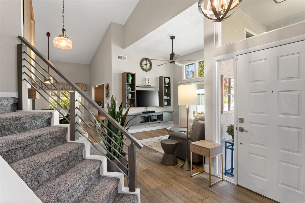 1974 Georgia Circle N, Clearwater, FL 33760 Photo