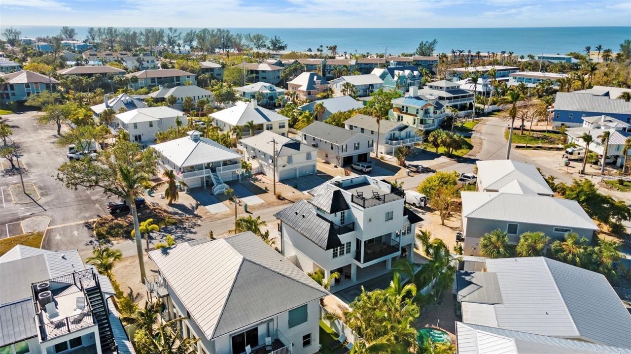 243 S Harbor Drive, Holmes Beach, FL 34217 Photo