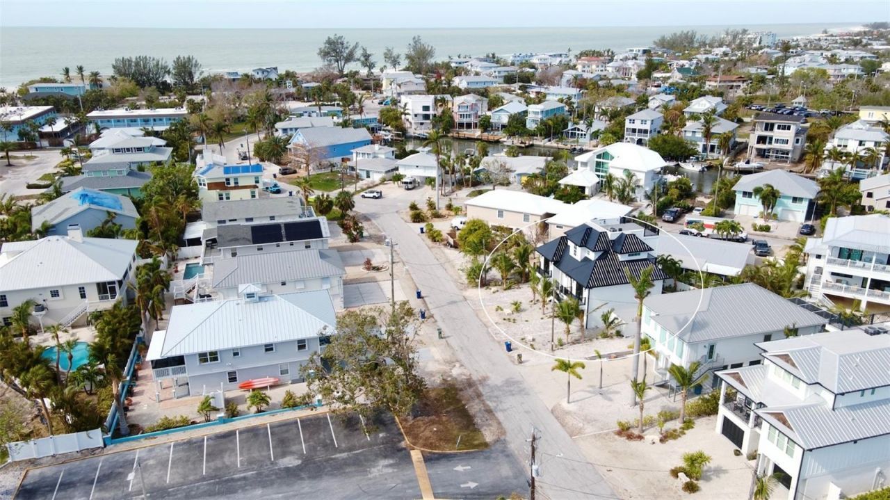 243 S Harbor Drive, Holmes Beach, FL 34217 Photo