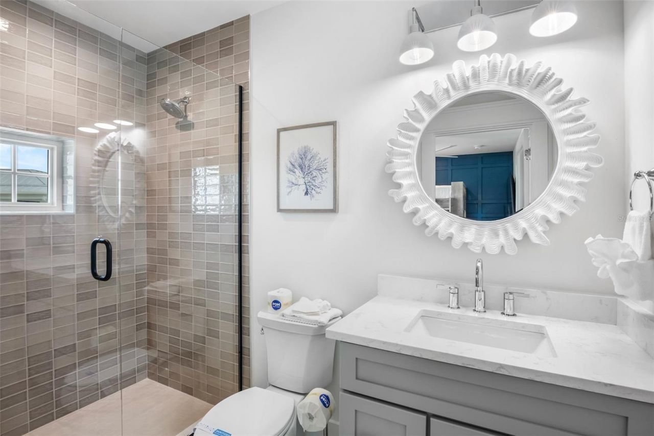 243 S Harbor Drive, Holmes Beach, FL 34217 Photo