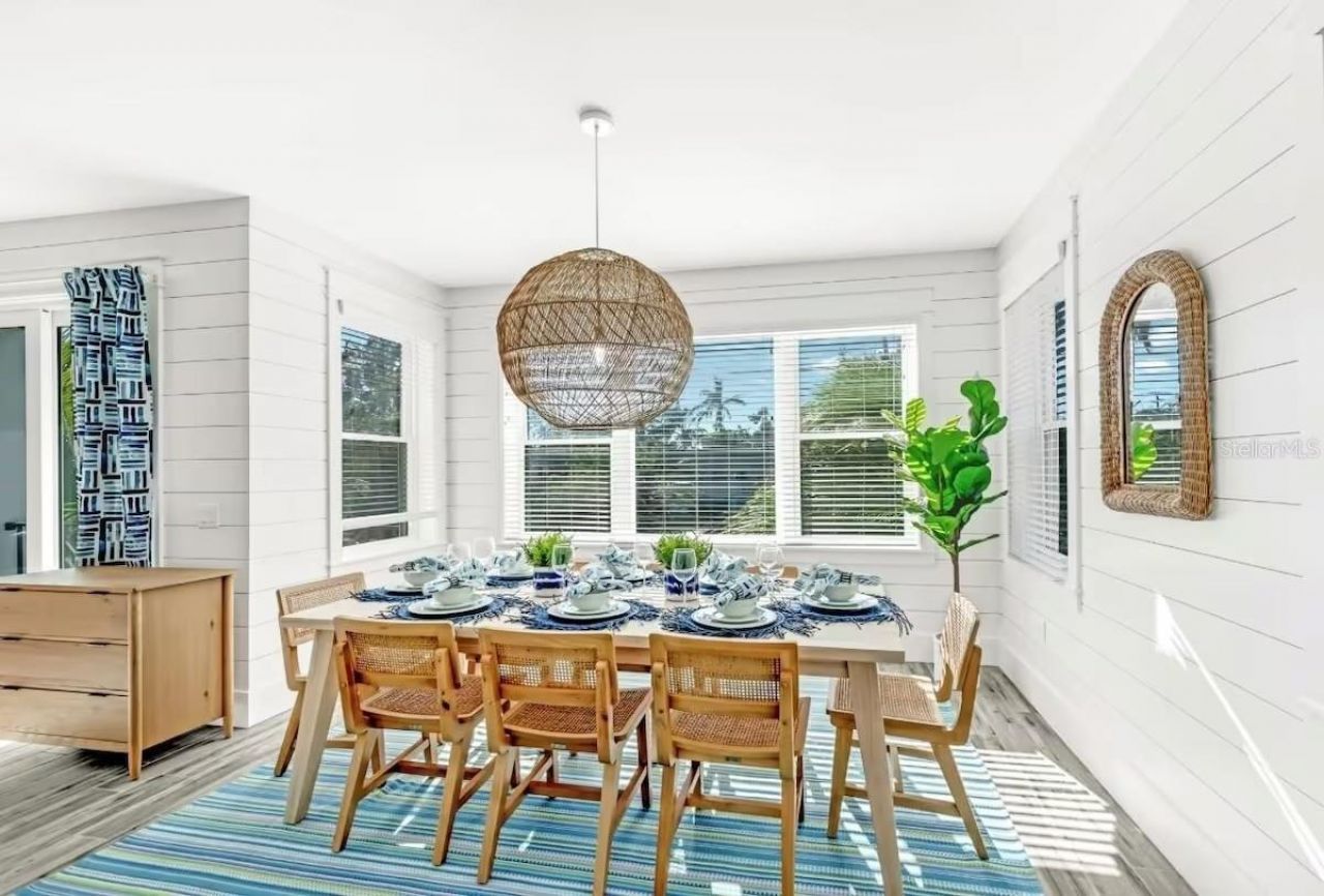 2403 Avenue C, Bradenton Beach, FL 34217 Photo