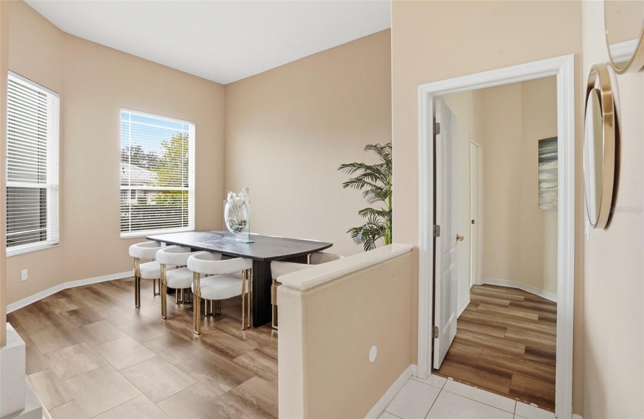 7215 Coachlight Street, Sarasota, FL 34243 Photo