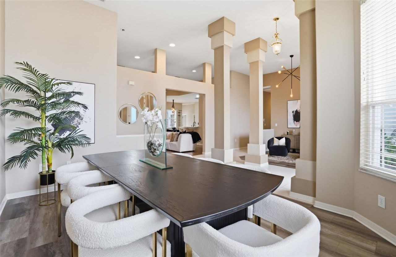 7215 Coachlight Street, Sarasota, FL 34243 Photo