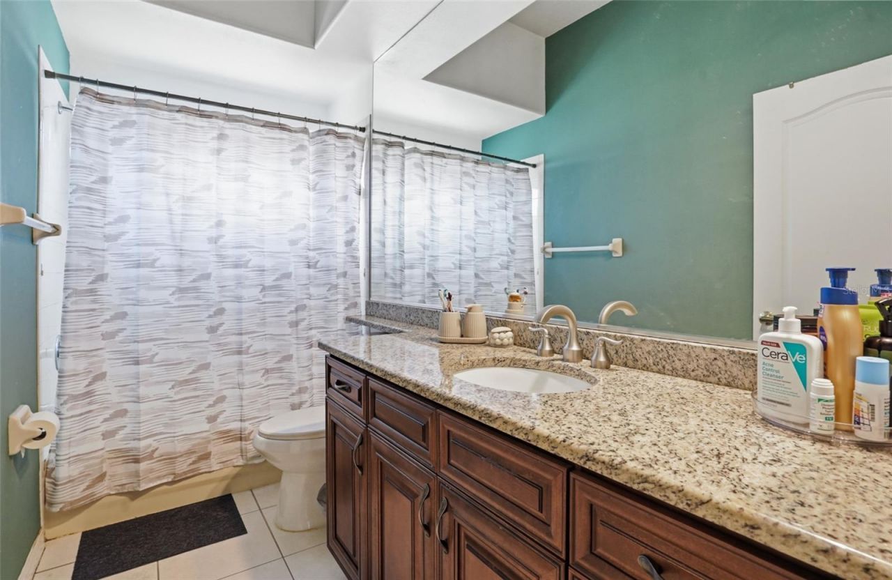 7215 Coachlight Street, Sarasota, FL 34243 Photo